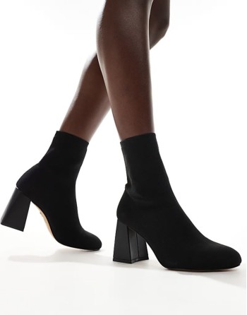 Rowallan mid heel ankle boots in black knit
