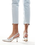 pointed sling back kitten heeled shoes in silver