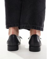 Lula bow loafers in black leather